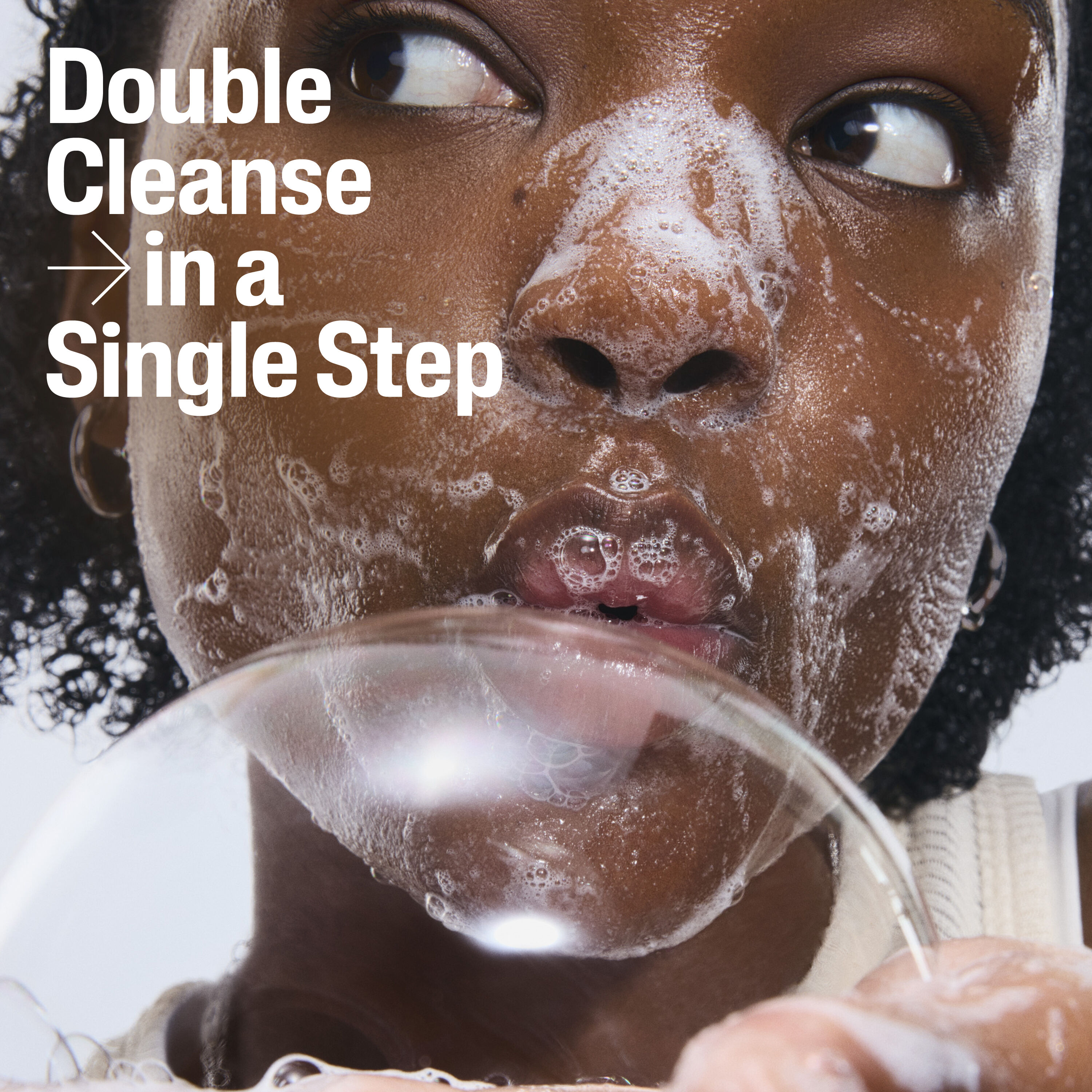 Nourishing Oil to Foam Cleanser